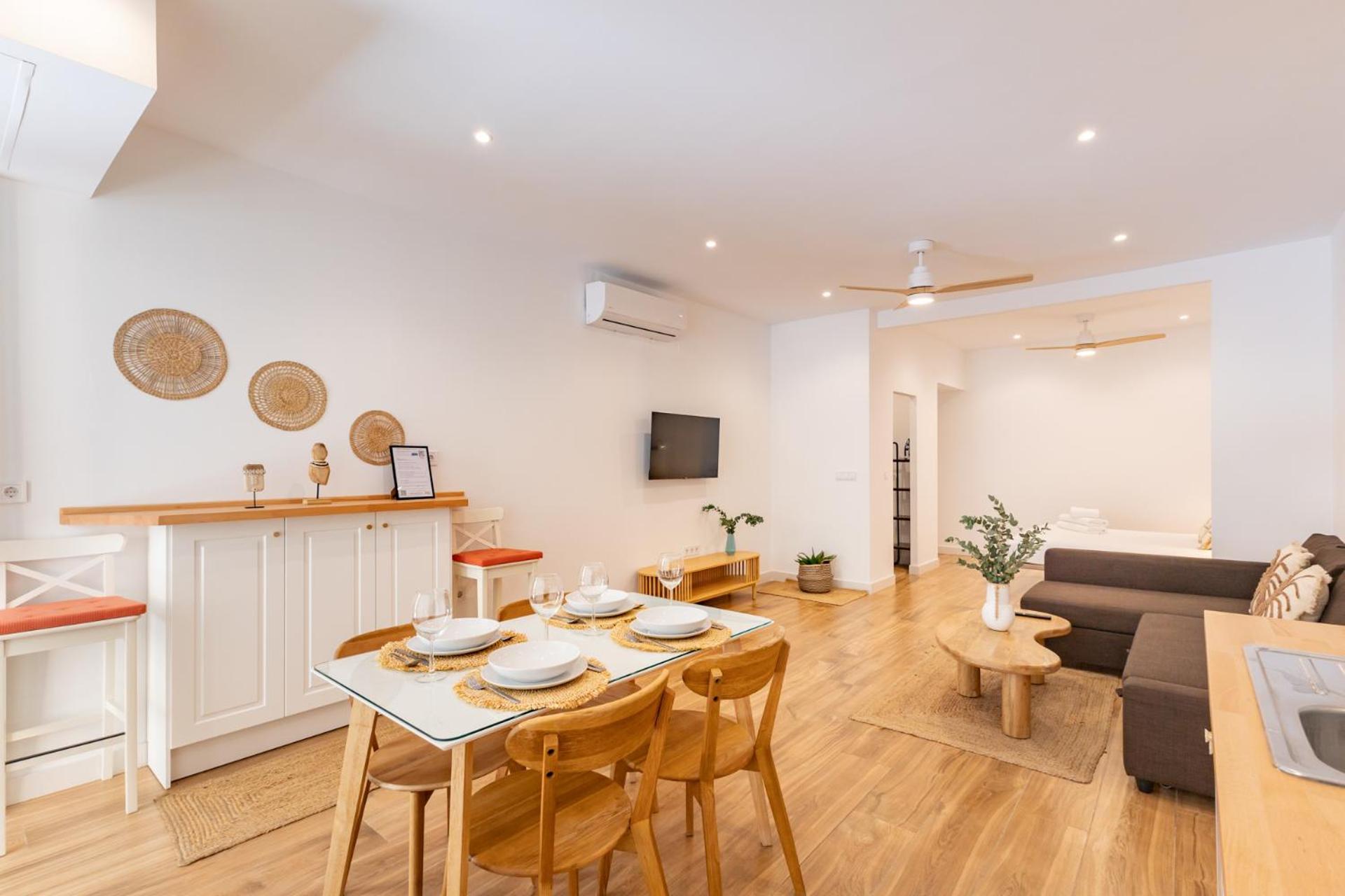Isg Apartments Triana Estudio 2 Sevilla Eksteriør billede