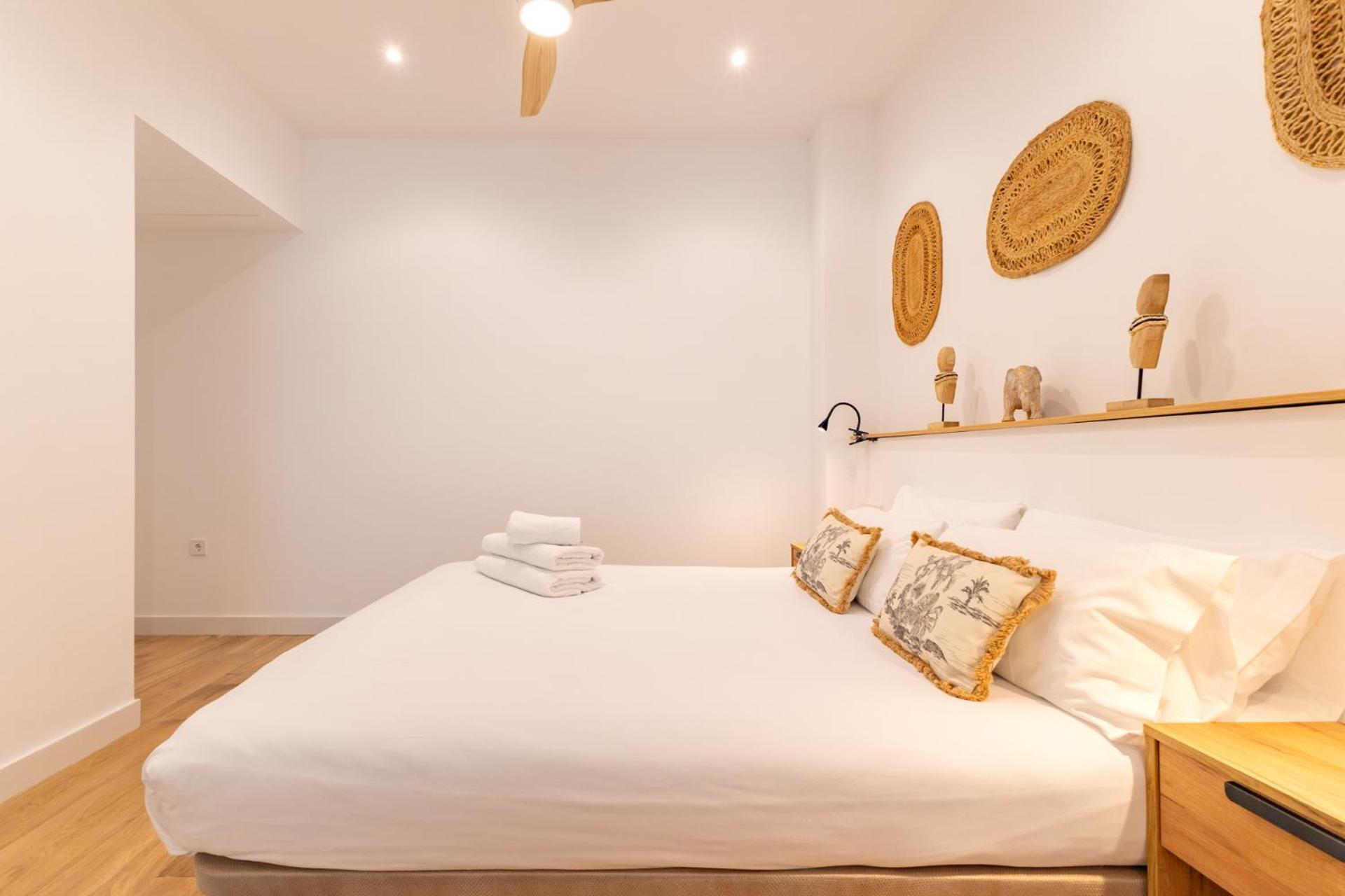 Isg Apartments Triana Estudio 2 Sevilla Eksteriør billede
